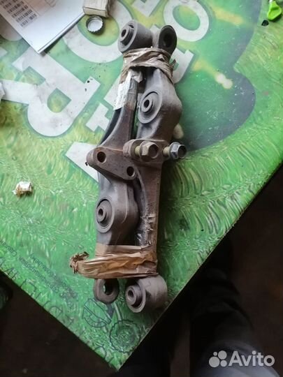 Рычаг передний Хонда аккорд 6