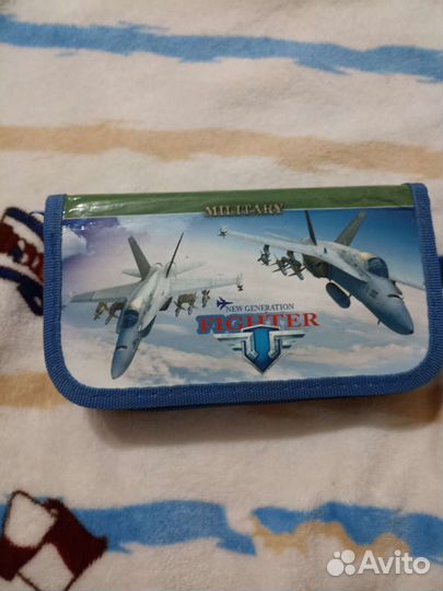 Пенал школьный