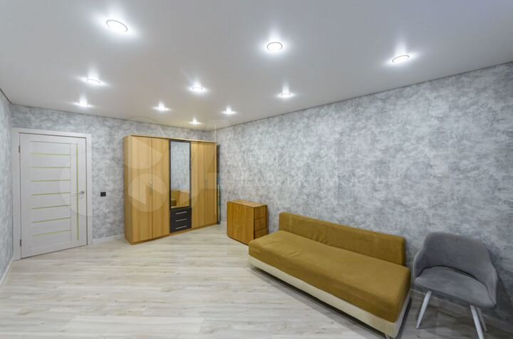 3-к. квартира, 93 м², 12/16 эт.