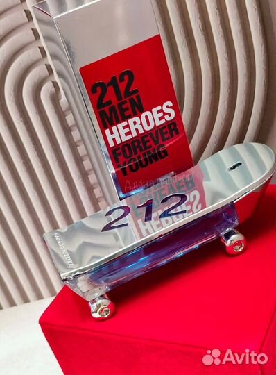 Carolina Herrera 212 Men Heroes Forever 90 ml