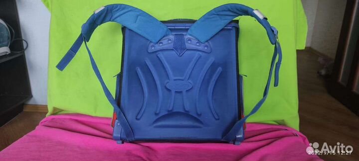 Школьный рюкзак