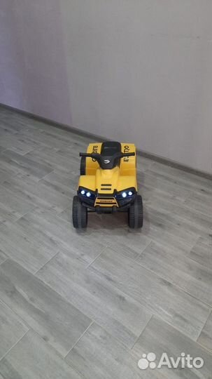 Детский электро квадроцикл бу