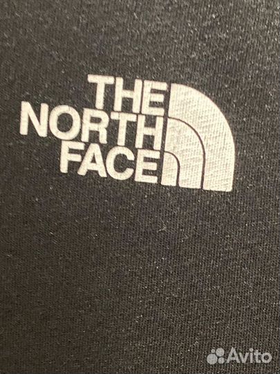 Футболка The North Face