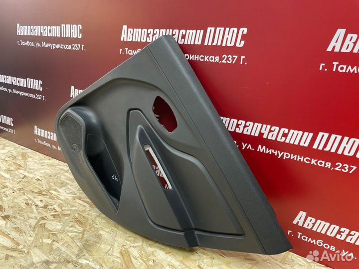 Обшивка боковой двери задняя правая LADA X-Ray