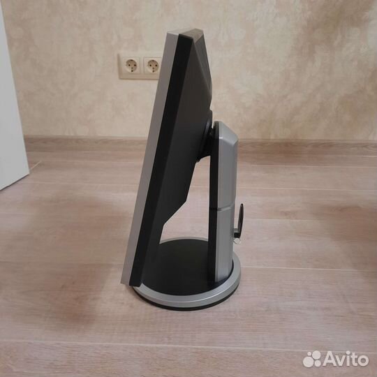 Монитор Samsung