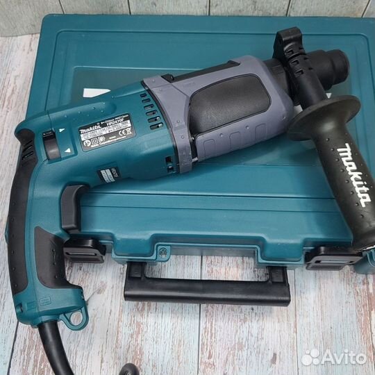 Перфоратор электрический 780 Вт Makita HR2470