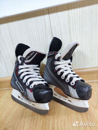 Коньки хоккейные детские 26,28,32 размер
