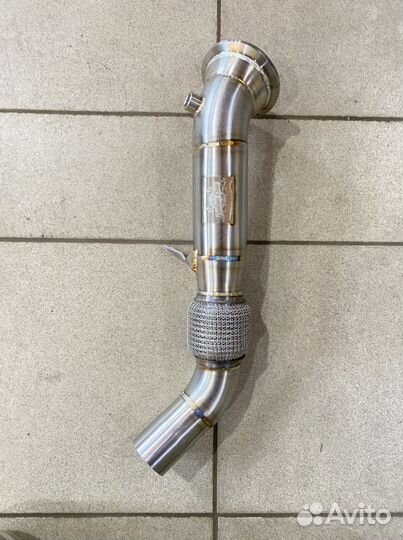 Даунпайп (Downpipe) B38 76мм для BMW