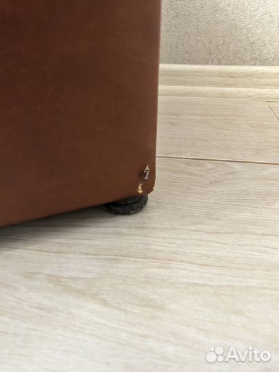 Продам пуфик кожзам