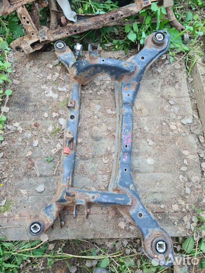 Подрамник задний Volvo S80 2 2.5 T 2012