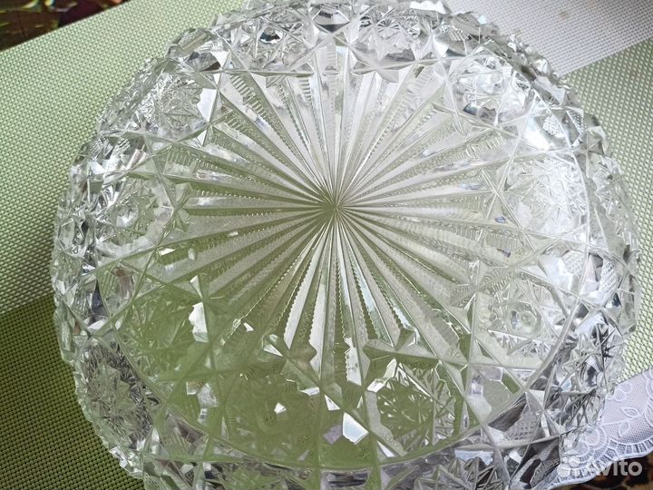 Салатник хрустальный большой