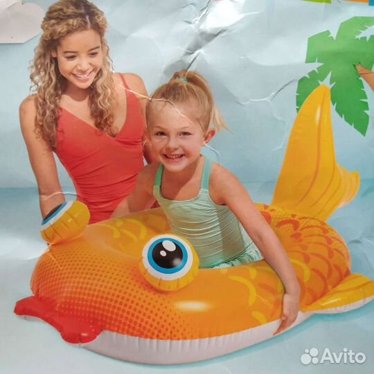 Детская надувная лодка для плавания