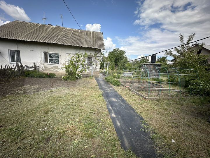 Дом 39,7 м² на участке 6 сот.