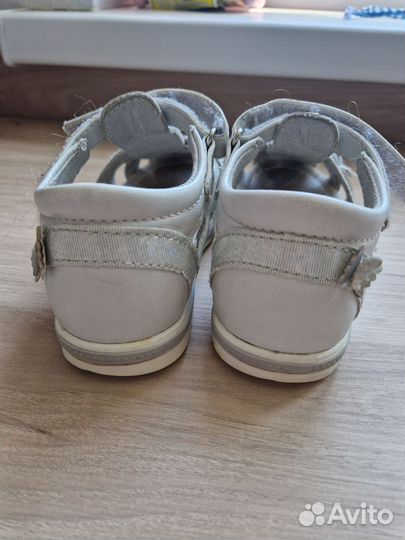 Сандали детские для девочки