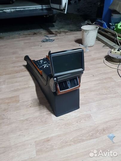 Hyundai Equus консоль управление магни подлокотник