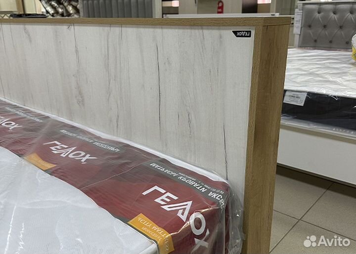 Кровать двухспальная 160см