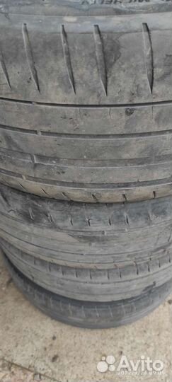 Michelin Pilot Sport 4 245/45 R18 ZR