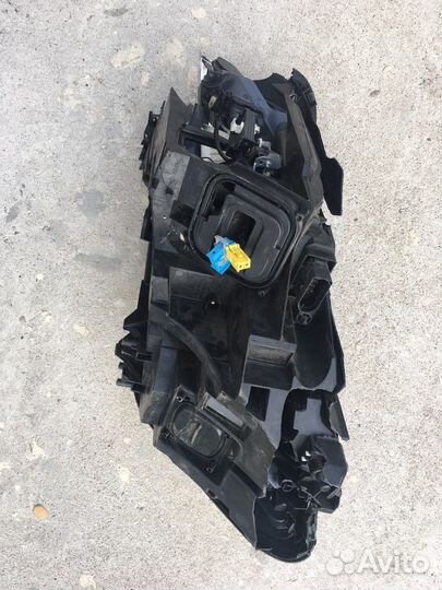 Фара битая правая Mercedes S W222