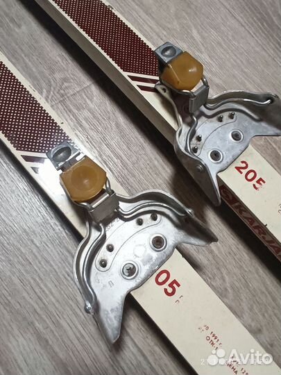 Беговые лыжи