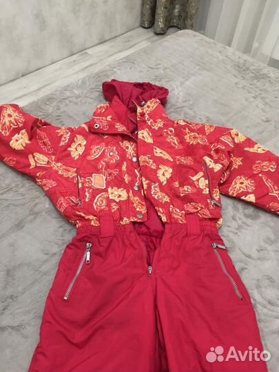 Горнолыжный комбинезон