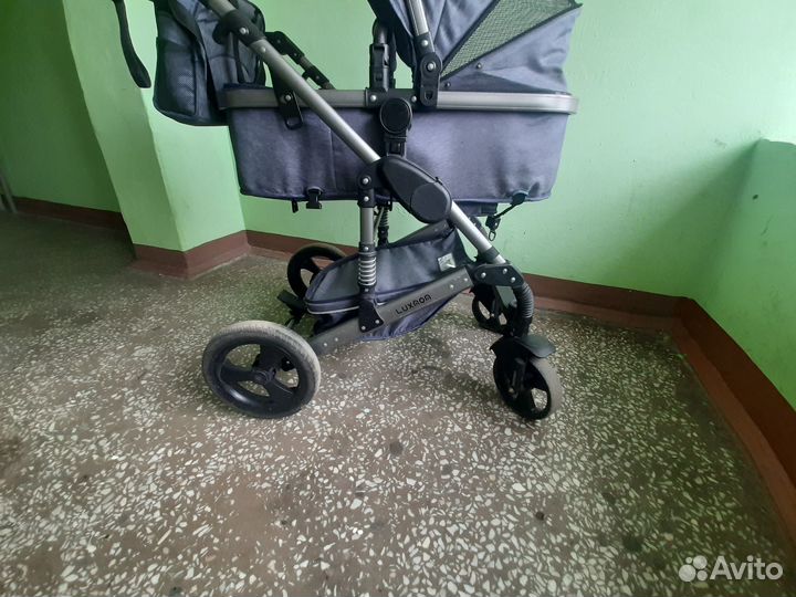 Коляска трансформер 2 в 1 luxmom