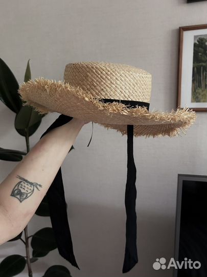Шляпа женская соломенная