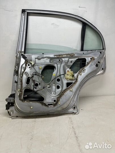 Дверь боковая задняя правая Honda Civic 2001