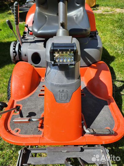 Райдер Husqvarna R15T / R316 AWD с прицепом