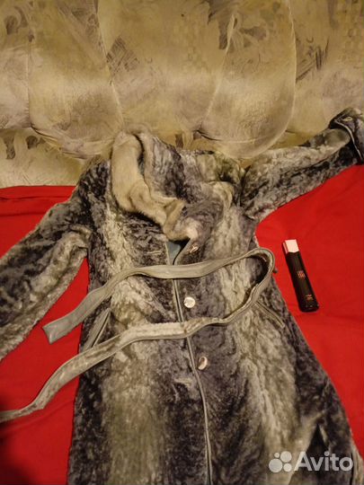 Продаю женскую и мужскую одежду и обувь