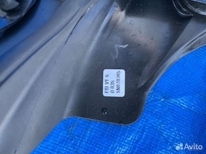 Уплотнитель резинка передней левой двери Audi A5