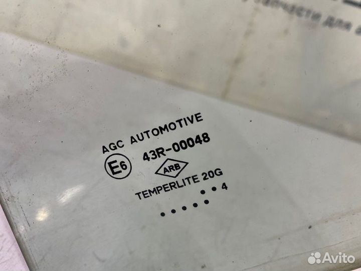 Форточка двери задняя левая Renault Sandero