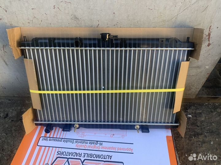 Радиатор Nissan Primera P12 Almera N16