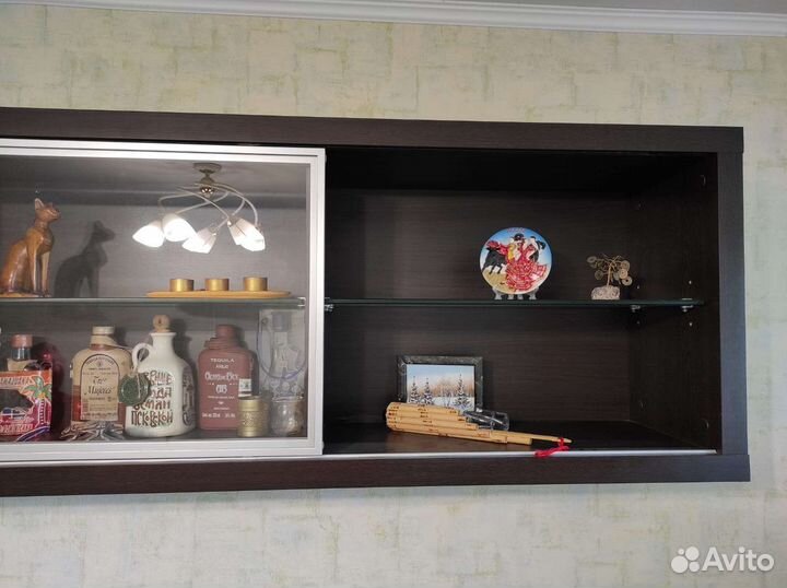 Тумба под телевизор, подвесная полка, стол