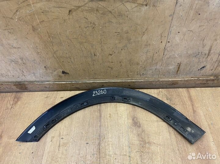 Накладка крыла переднего правого Volvo V90 CC 17+