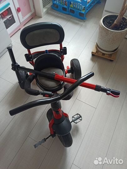 Трехколесный велосипед