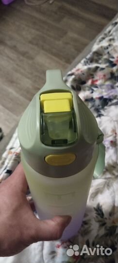 Спортивная бутылка