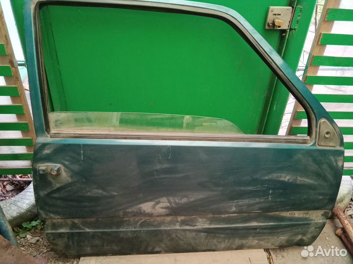 Дверь ока правая