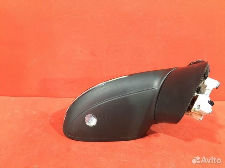 Зеркало заднего вида переднее правое Volkswagen