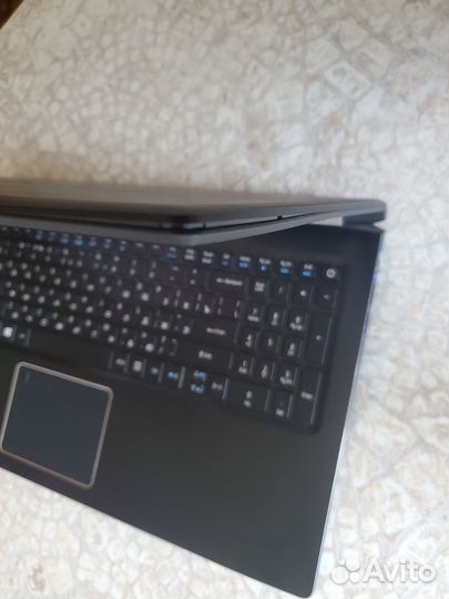 Acer aspire a715 71g