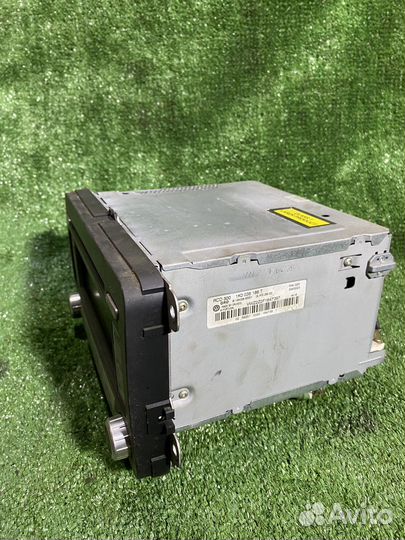 Магнитола штатная VW passat B6 05-10 ое:1K0035186J