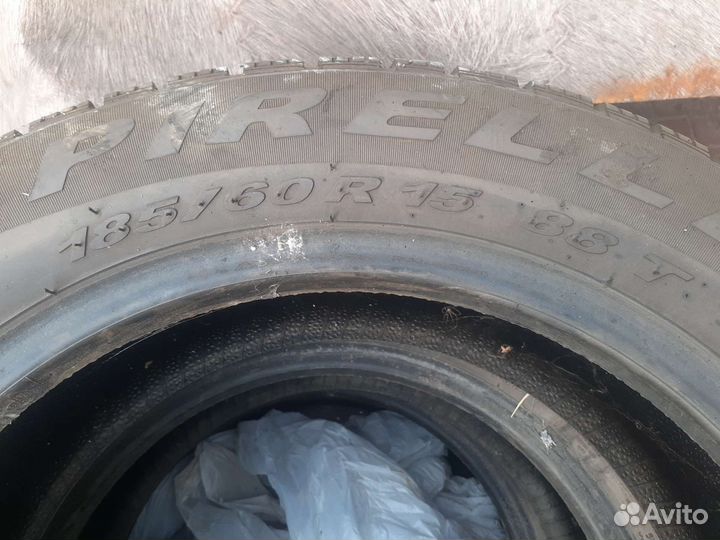 Pirelli Winter 190 Snowcontrol 185/60 R15