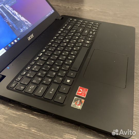 Ноутбук acer ryzen5/ssd/12озу/vega8
