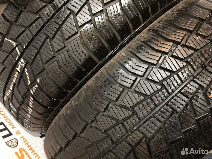 Gislaved Euro Frost 6 215/55 R17 98H