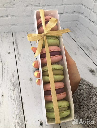 Пирожные Macarons