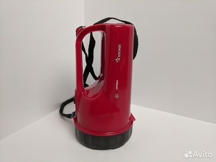 Светодиодный аккумуляторный фонарь-прожектор