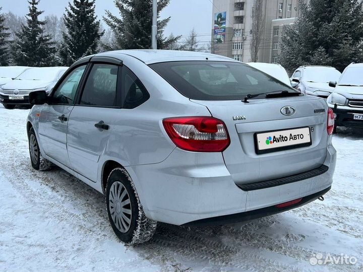 LADA Granta 1.6 МТ, 2016, 156 385 км