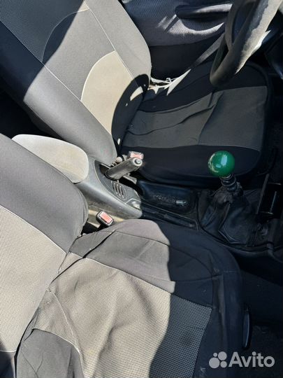 В разборке ford mondeo 2