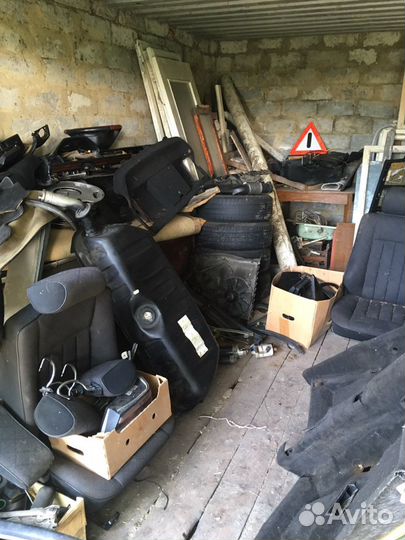 Запчасти Мерседес Е124.2.8