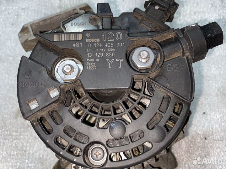 Генератор Opel Signum 2.2л 13129850