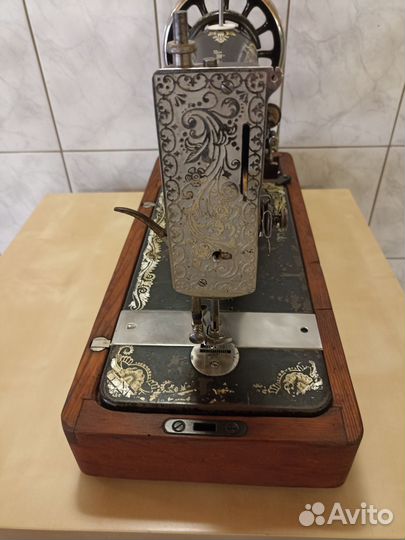 Швейная машинка 
